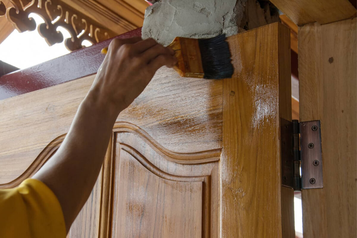 Why Your Wood Door Warps and How to Fix It in St. Louis​